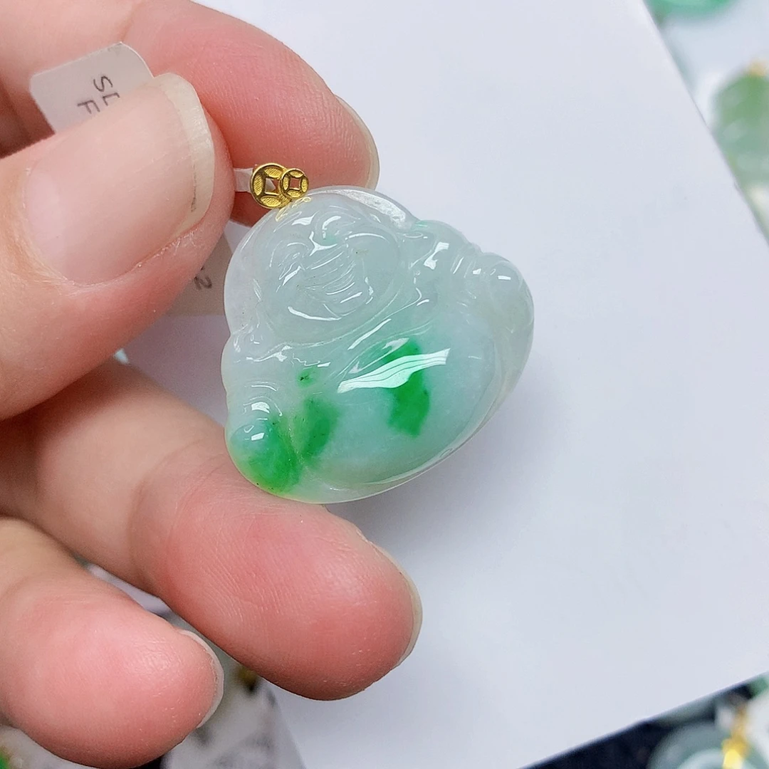 翡翠18K金镶嵌颈饰36677