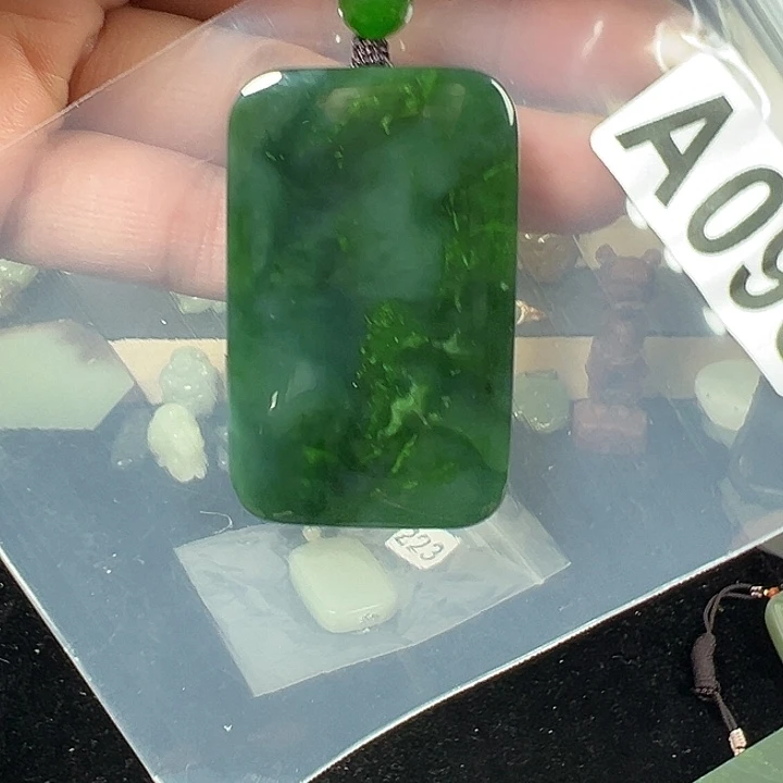 和田玉（碧玉）未镶嵌颈饰