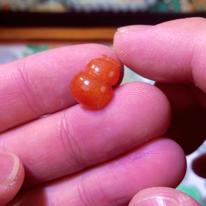 翡翠未镶嵌颈饰天然a货翡翠