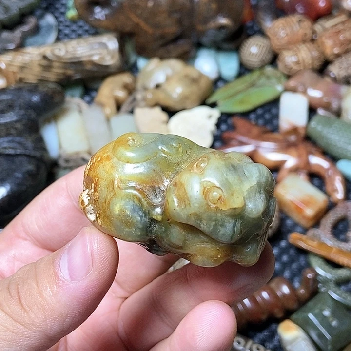 和田玉未镶嵌颈饰56