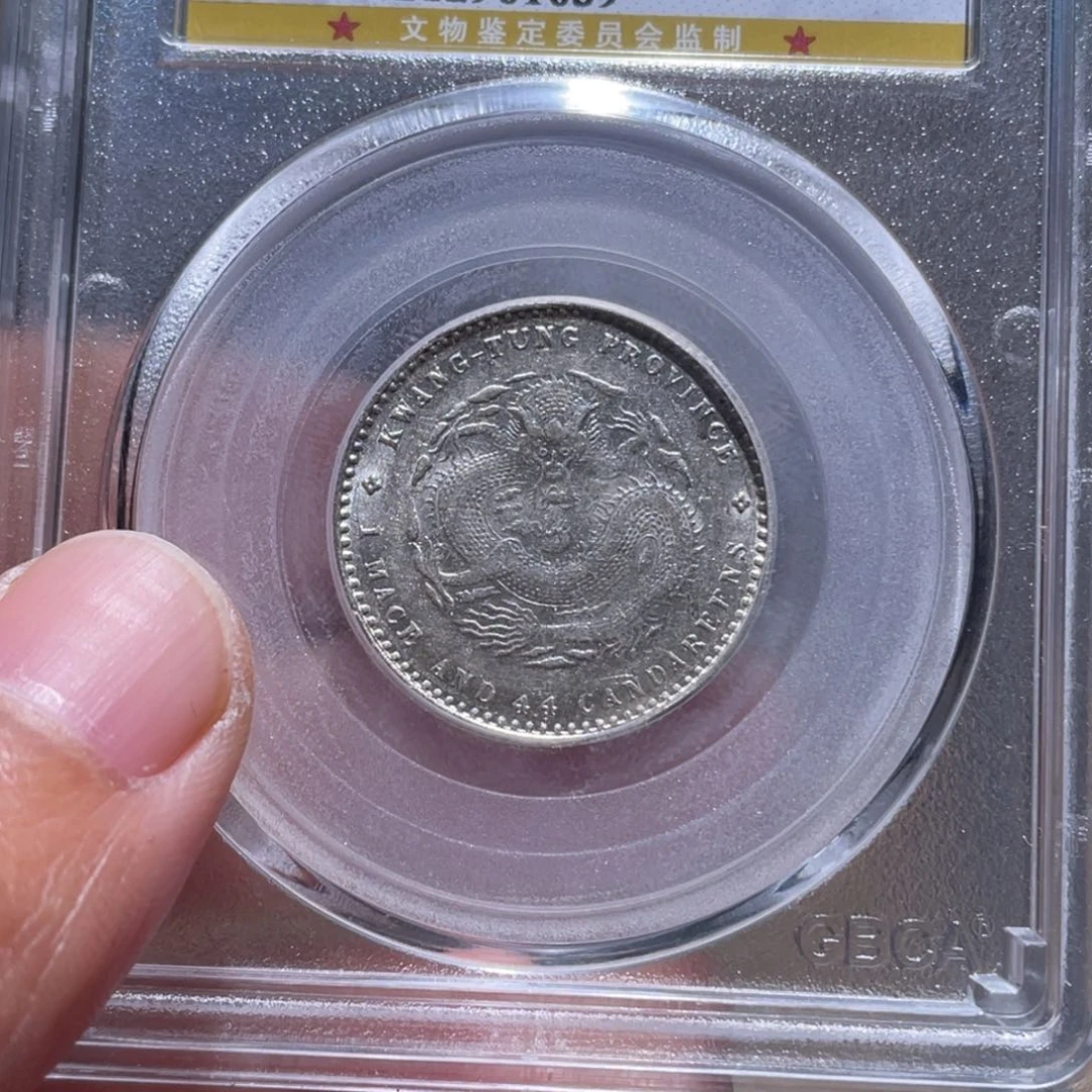 铜吞吞的吞吞的吞1639