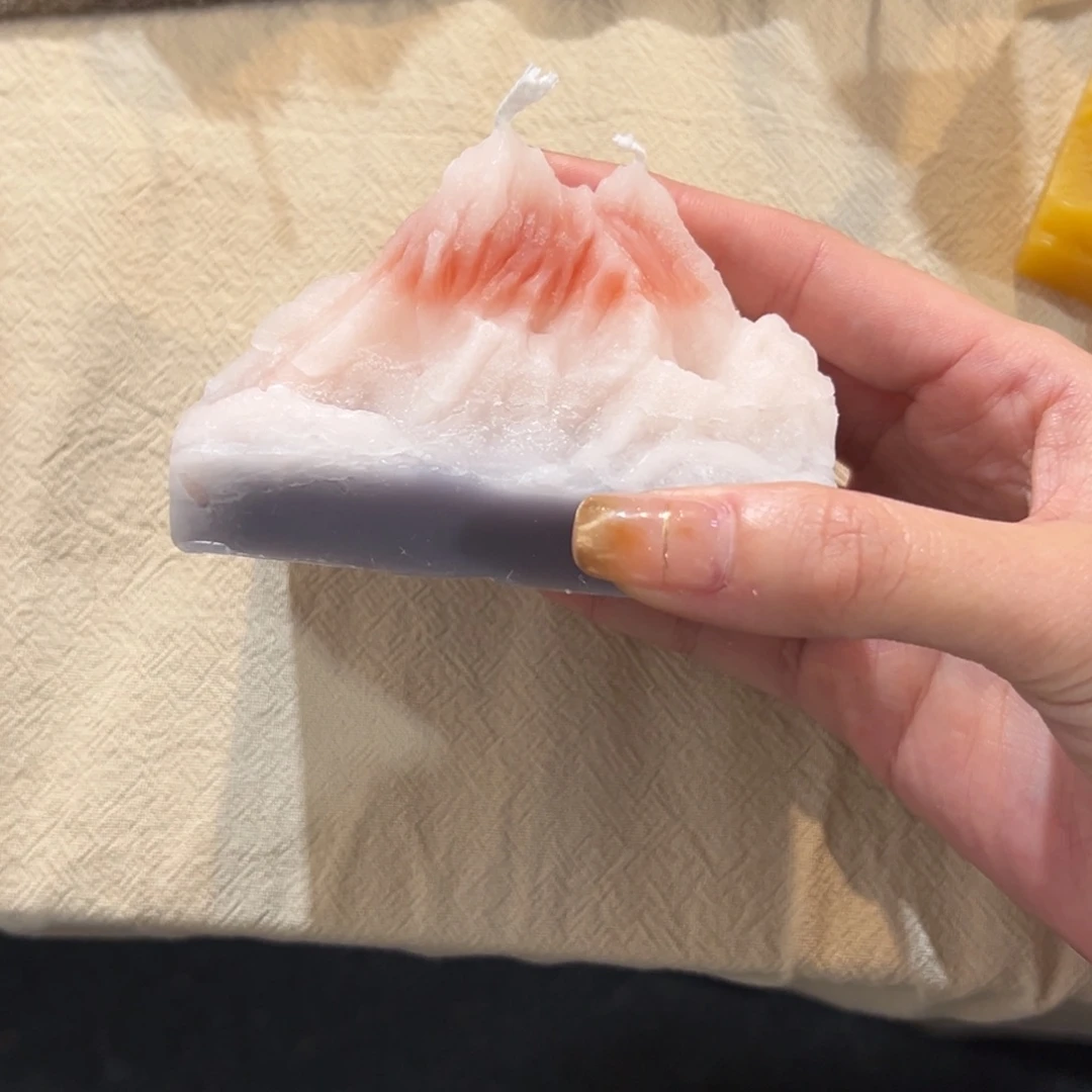 瓷片陶瓷。     陶瓷。