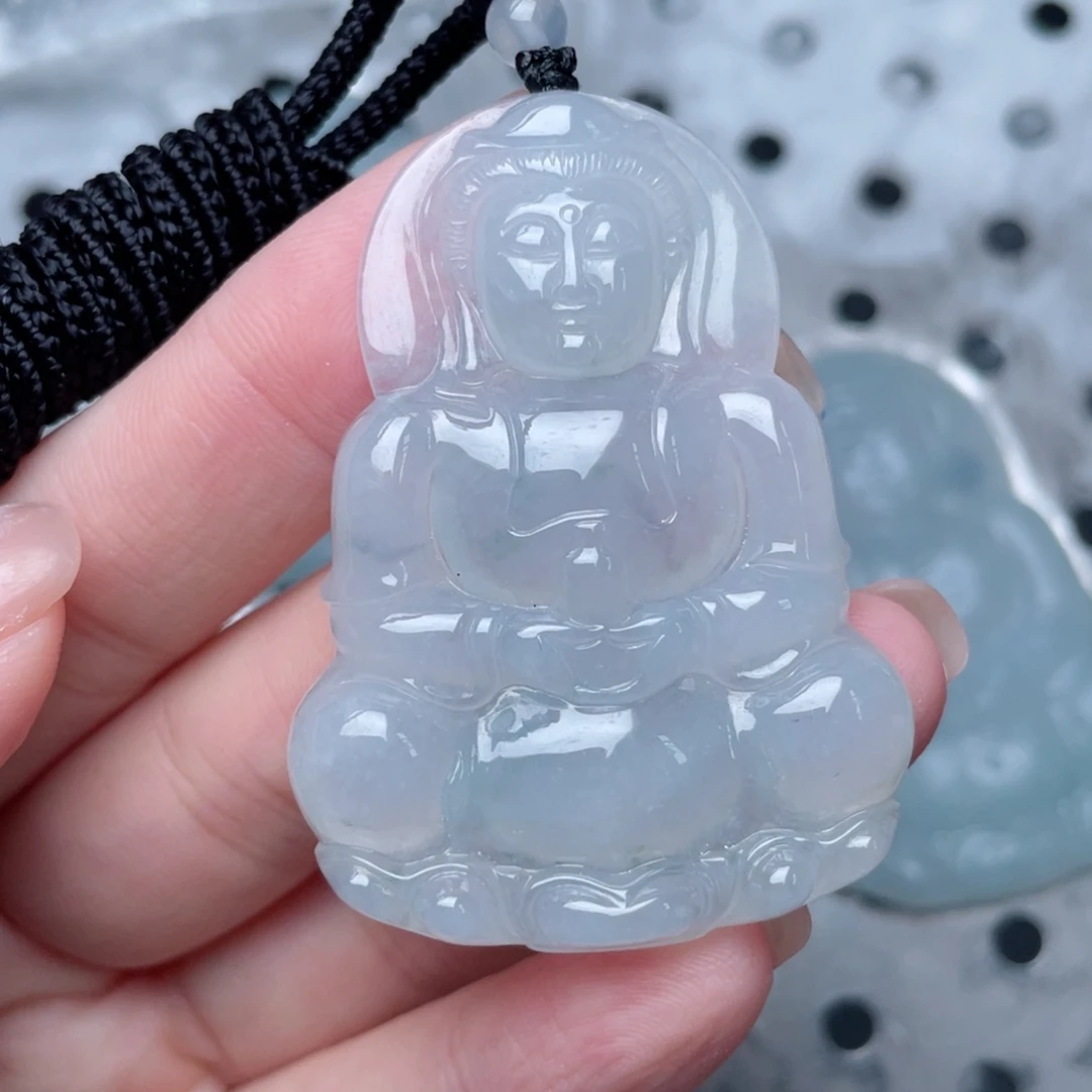 翡翠未镶嵌颈饰观音