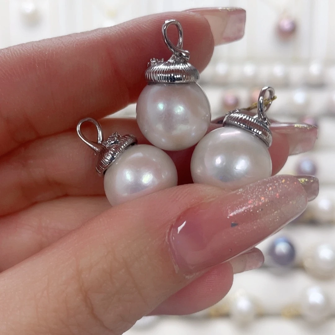 淡水珍珠吊坠(赠链)未镶嵌