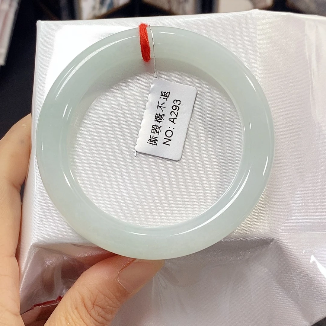 翡翠未镶嵌手镯手镯