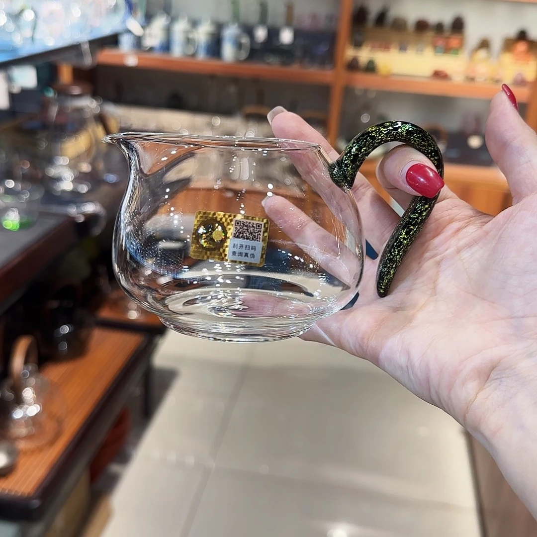 灬****淡然黑金/////////