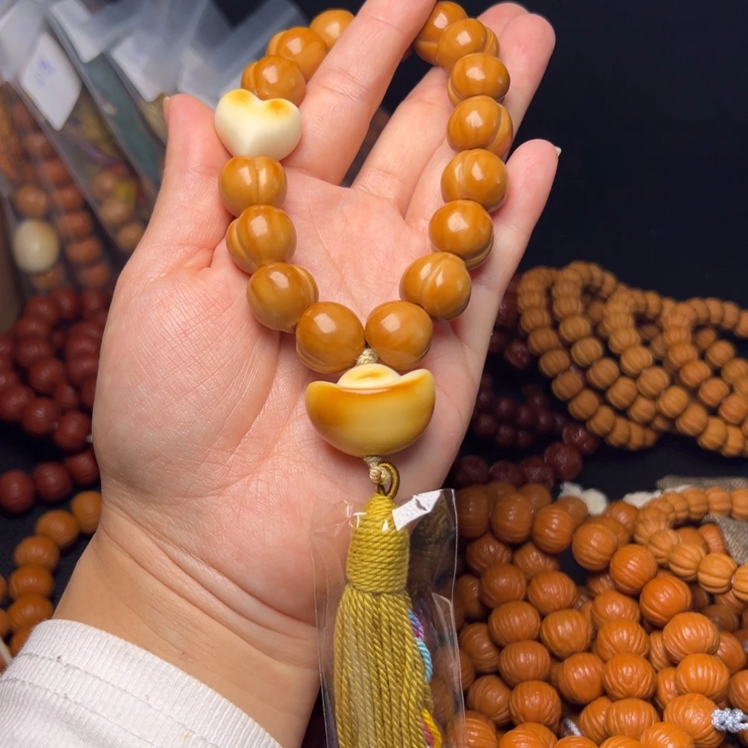 吊坠猴头核桃屁桃16