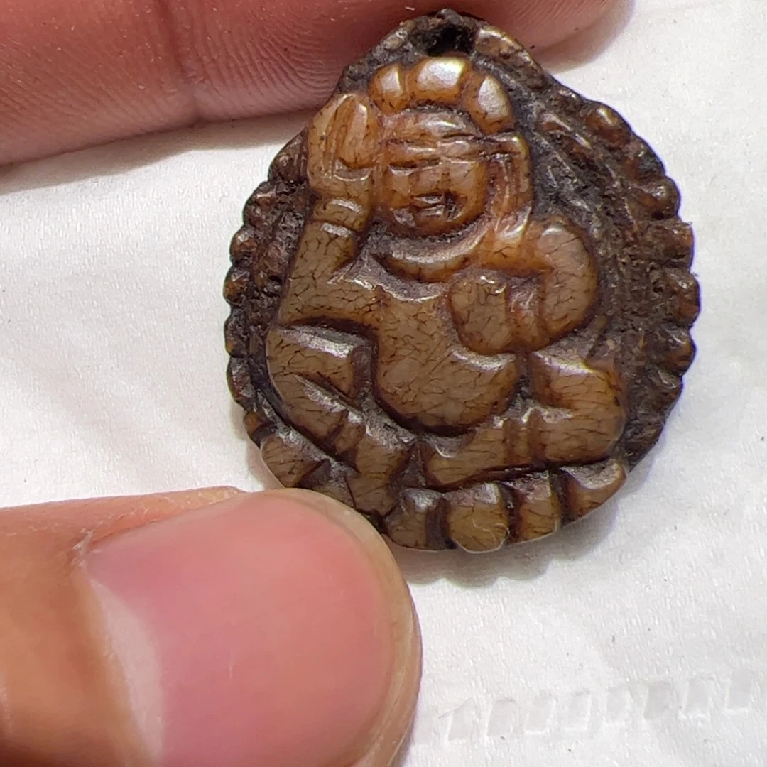 颈饰玻璃我也有很多