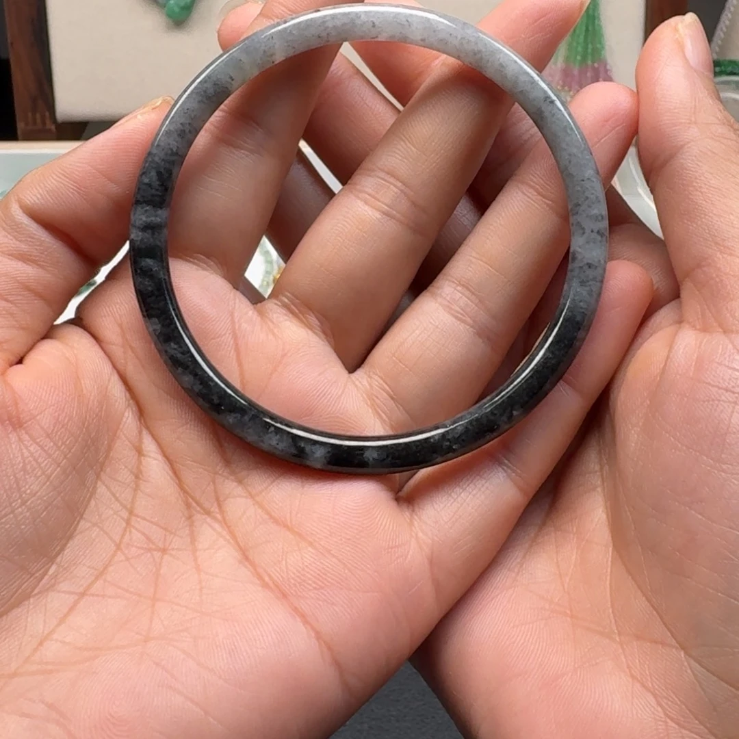 翡翠未镶嵌手镯翡翠手镯