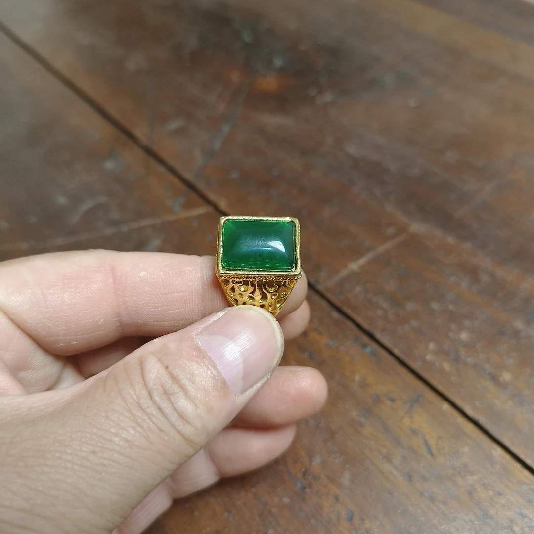 现代工艺品S007绿配宝大号戒指一个现代复古摆件精美创意摆件