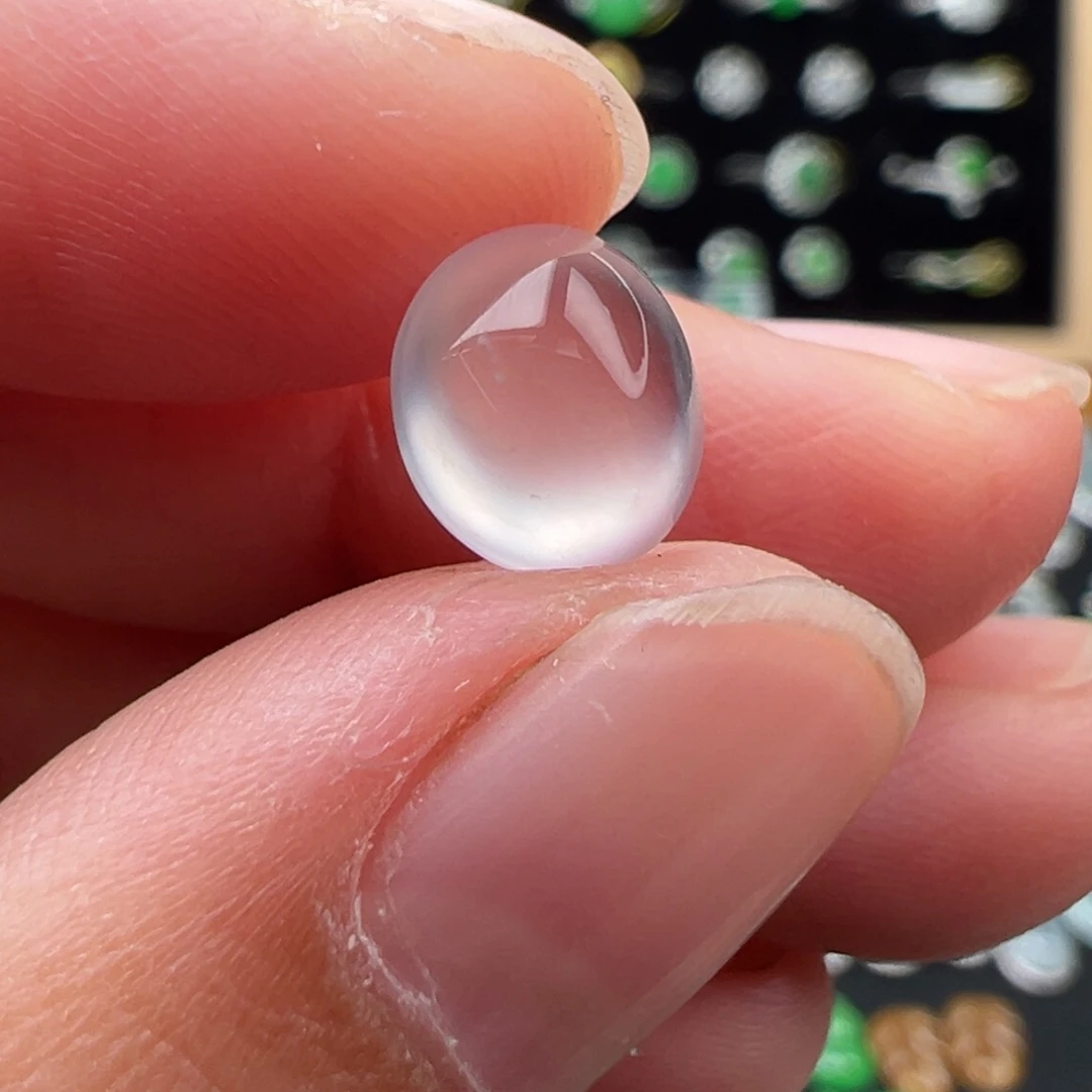 翡翠未镶嵌颈饰蛋8.6