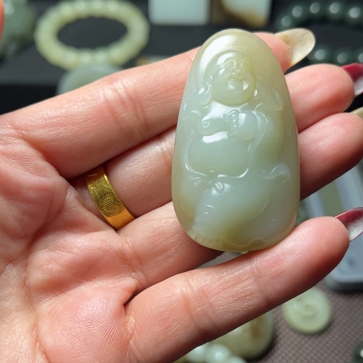 和田玉（糖玉）未镶嵌挂件