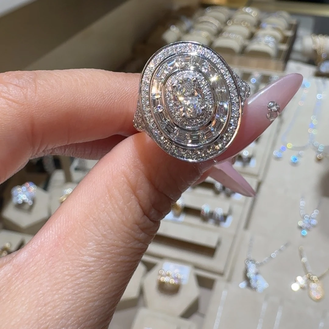 18K金镶嵌戒指/指环钻石