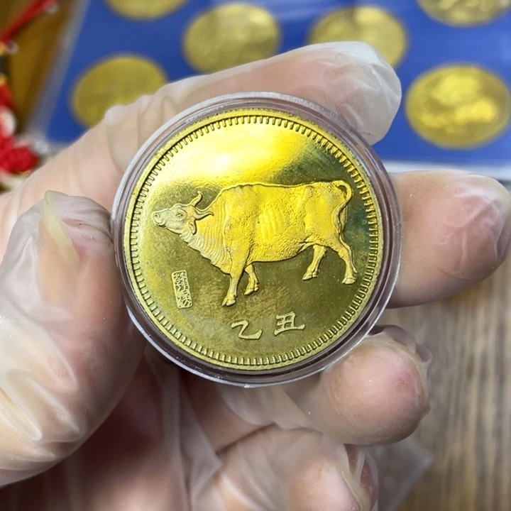 其他普通金属有点氧化的生肖牛