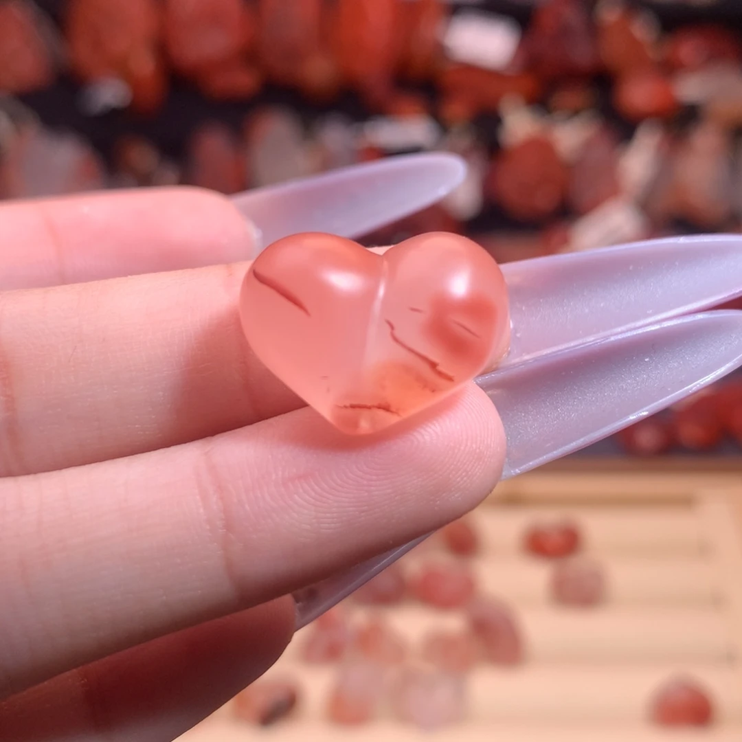 南红玛瑙未镶嵌珠宝半成品屁桃