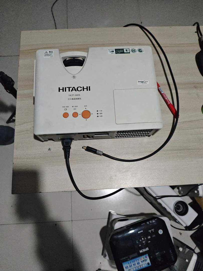 9新 HITACHI/日立 二手日立投影仪运费自理