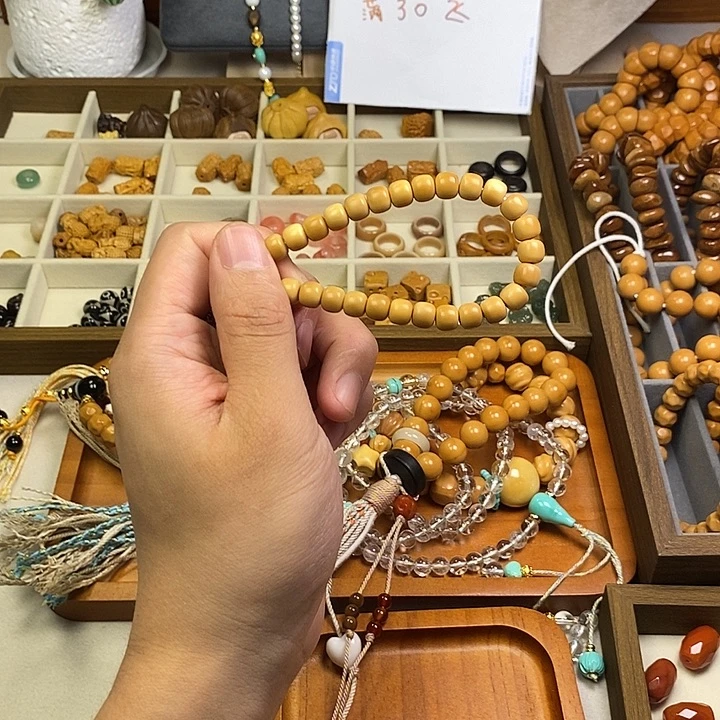 非洲檀香无事牌一个