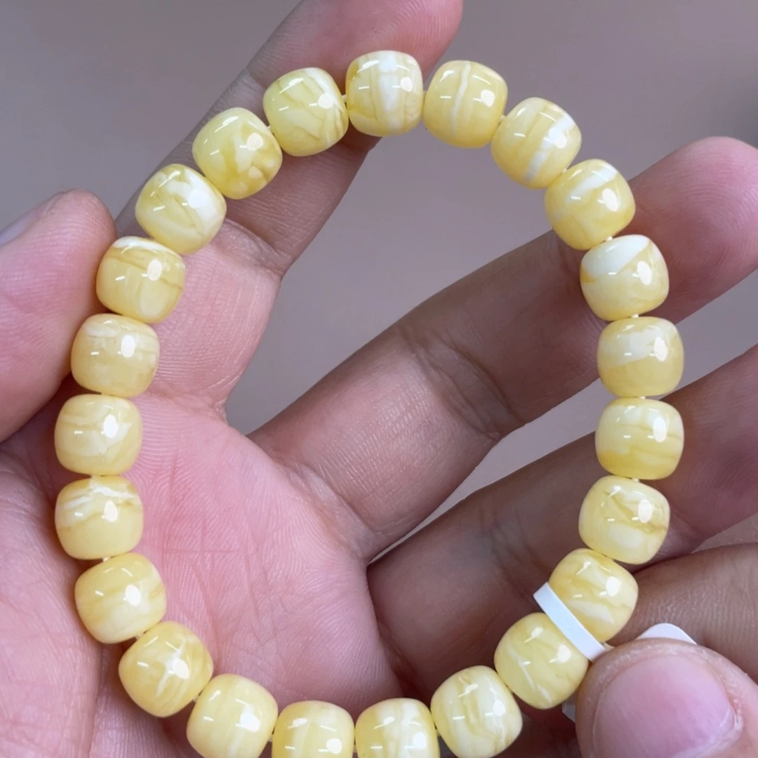 琥珀裸石未镶嵌06200000000000