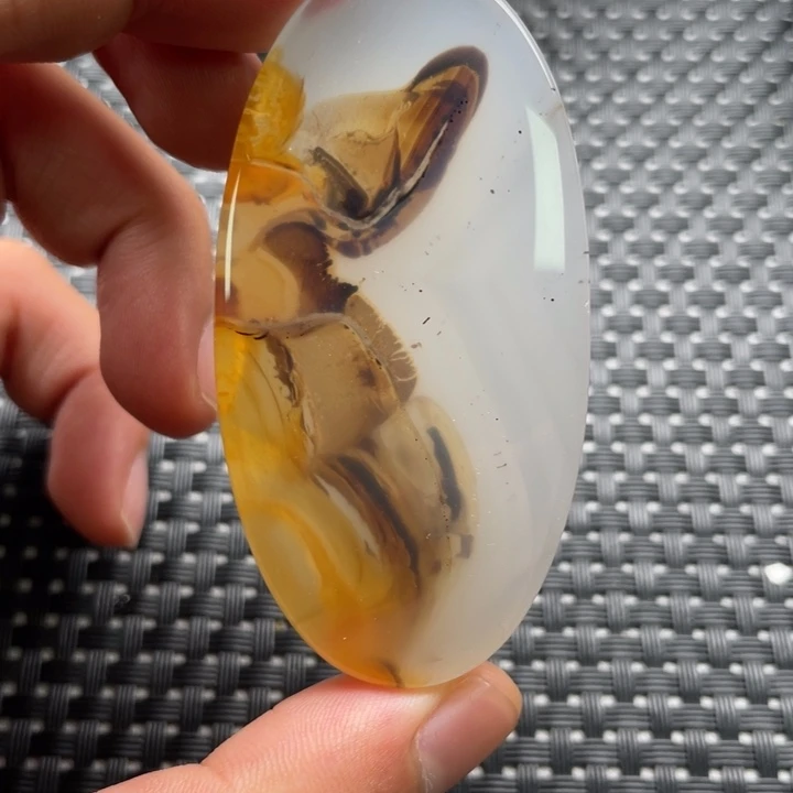 未镶嵌颈饰玛瑙/玉髓王*