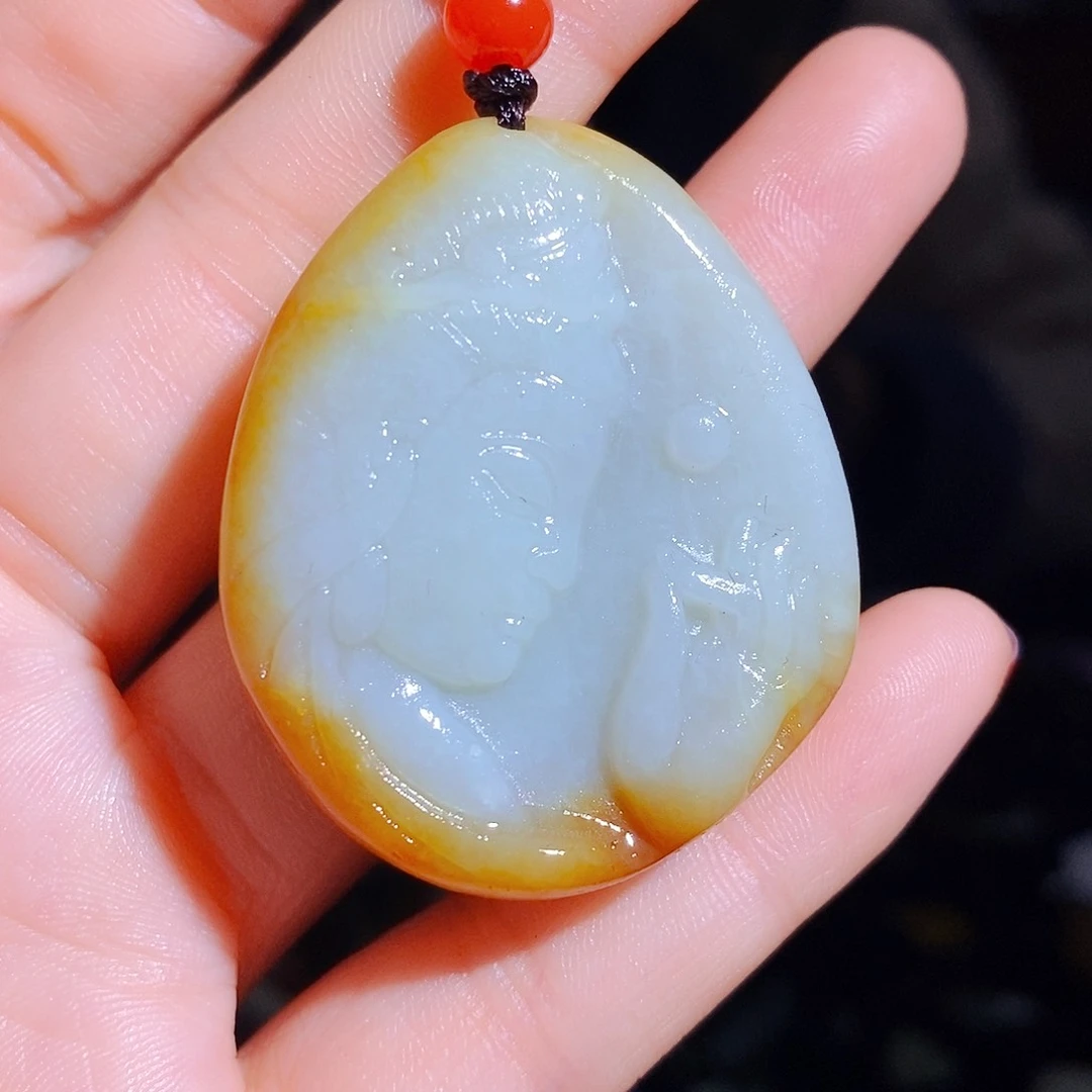 和田玉颈饰未镶嵌