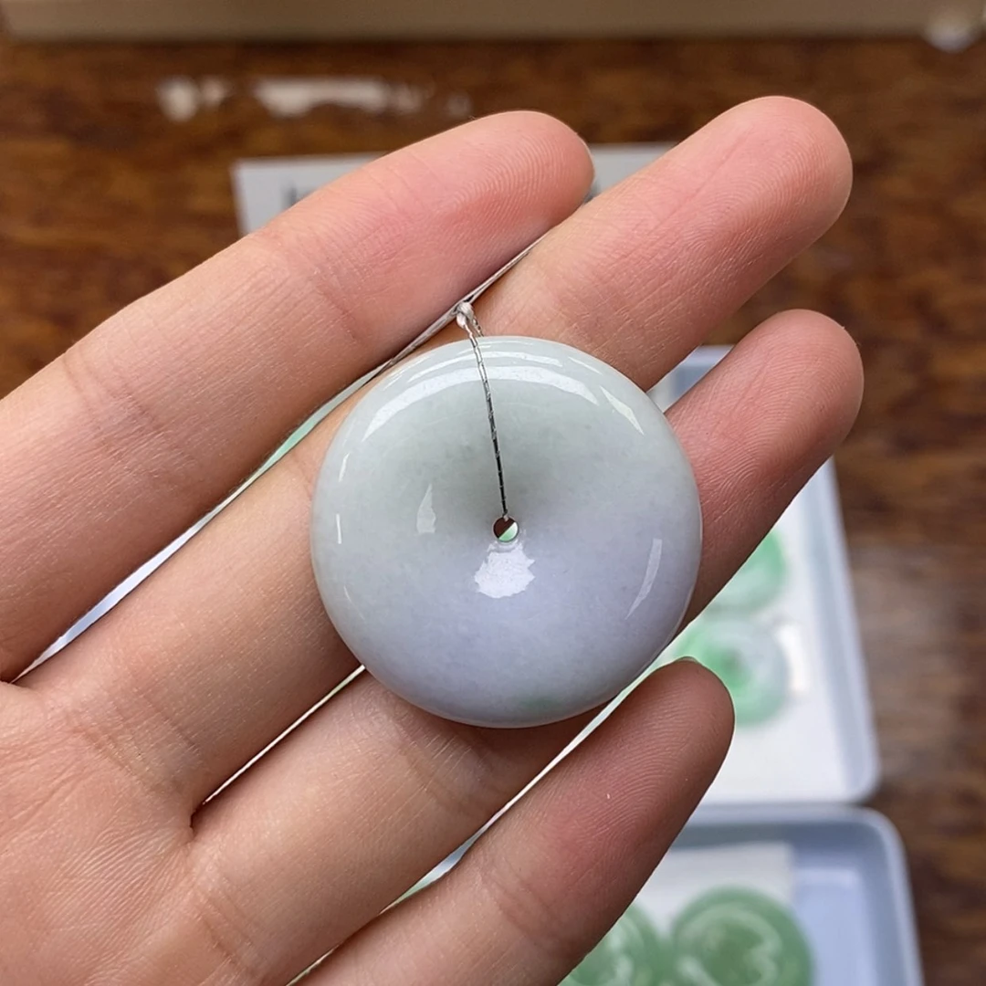 【闪购商品】翡翠颈饰未镶嵌平安扣