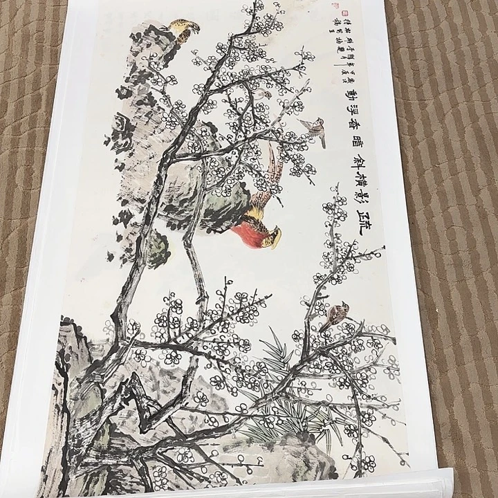 国画花鸟等多种鸟类的栖息