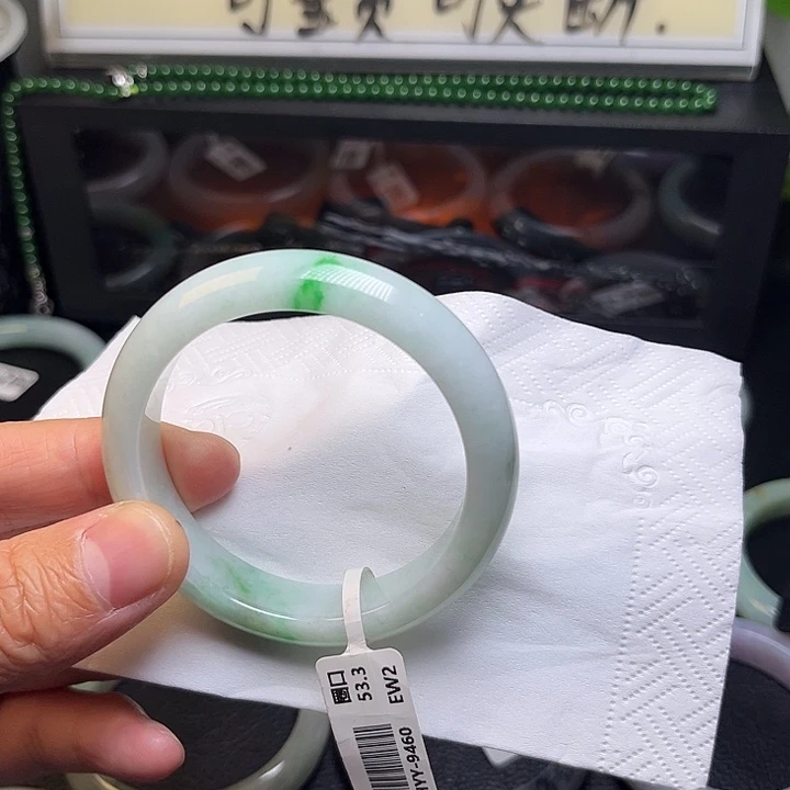 翡翠未镶嵌手镯手镯