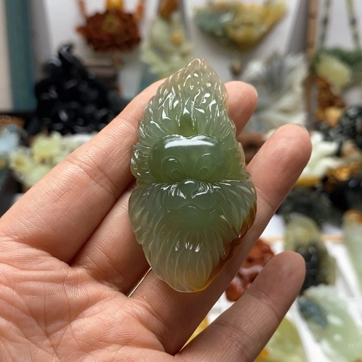 未镶嵌蛇纹石玉颈饰