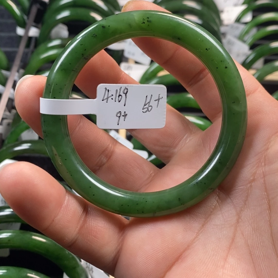 和田玉（碧玉）未镶嵌手镯56