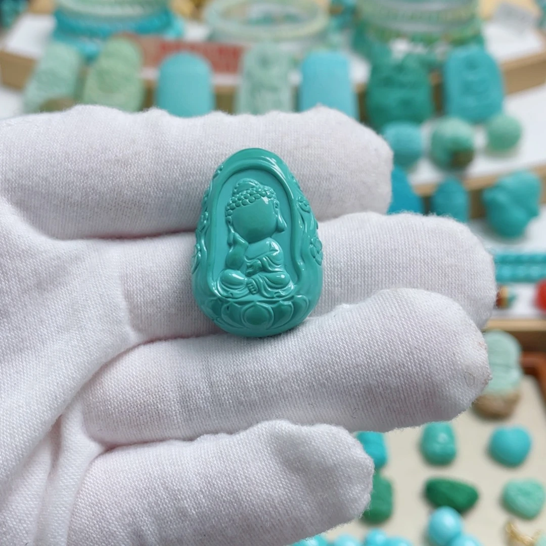 绿松石未镶嵌珠宝奇石