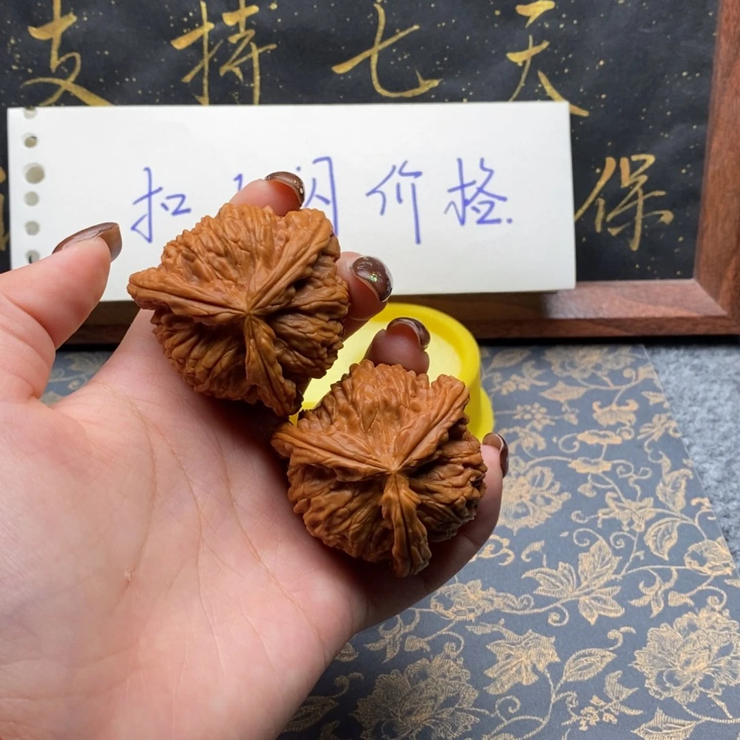 吊坠文玩核桃永*：