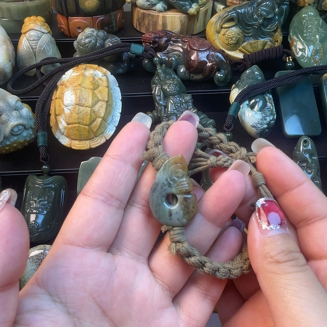 透闪石质玉未镶嵌手链