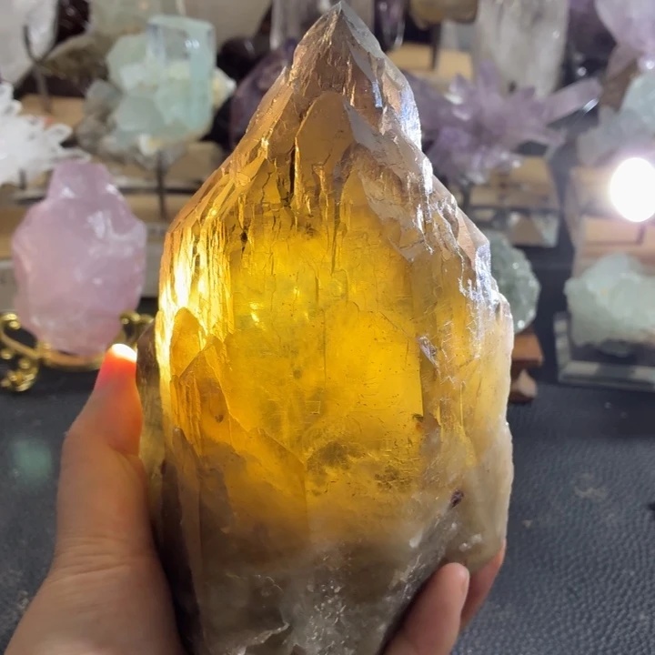 未镶嵌水晶摆件喜玛茶黄晶