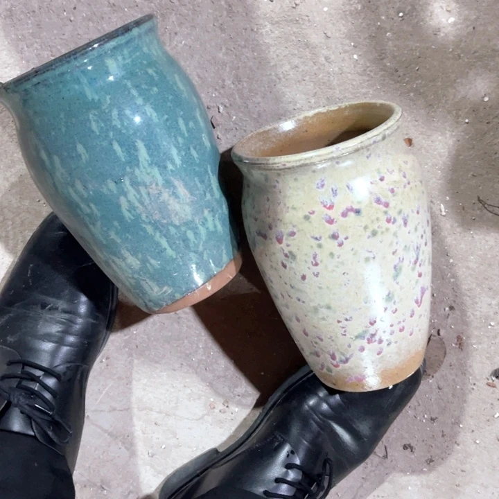 紫砂花盆口径13高度20两只 瑕疵