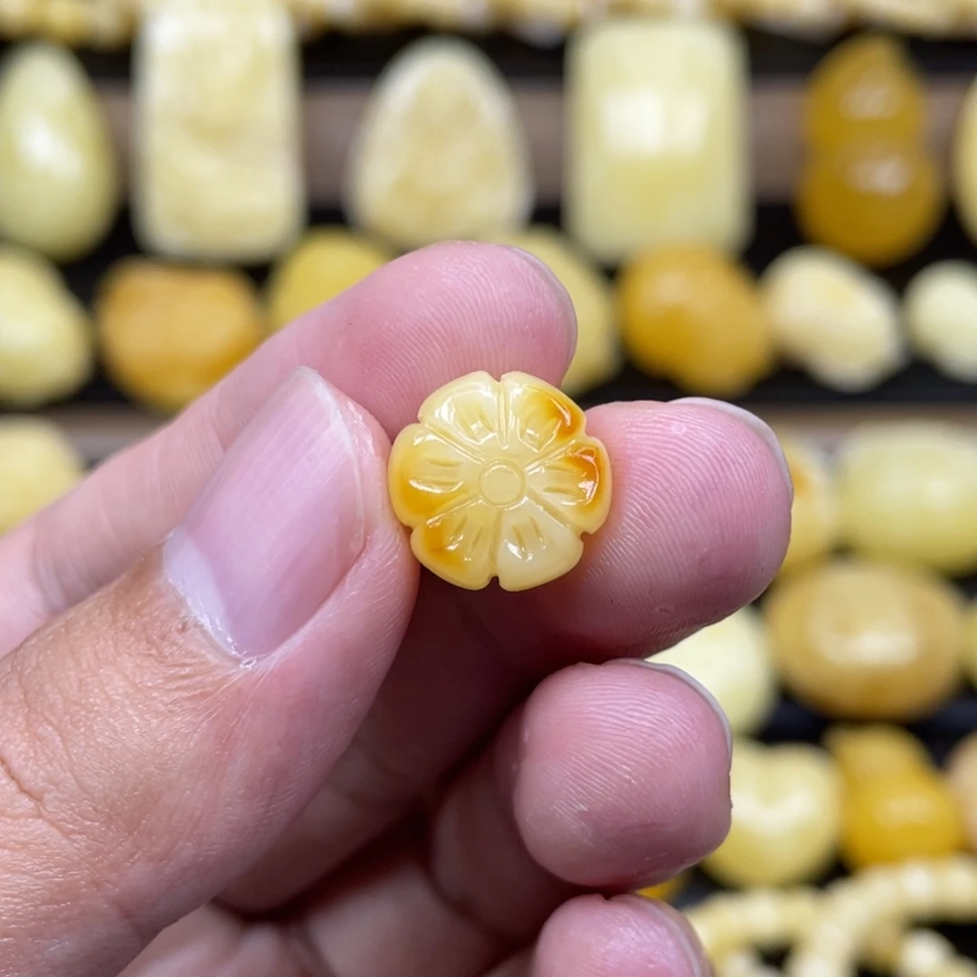 琥珀未镶嵌裸石琥珀蜜蜡