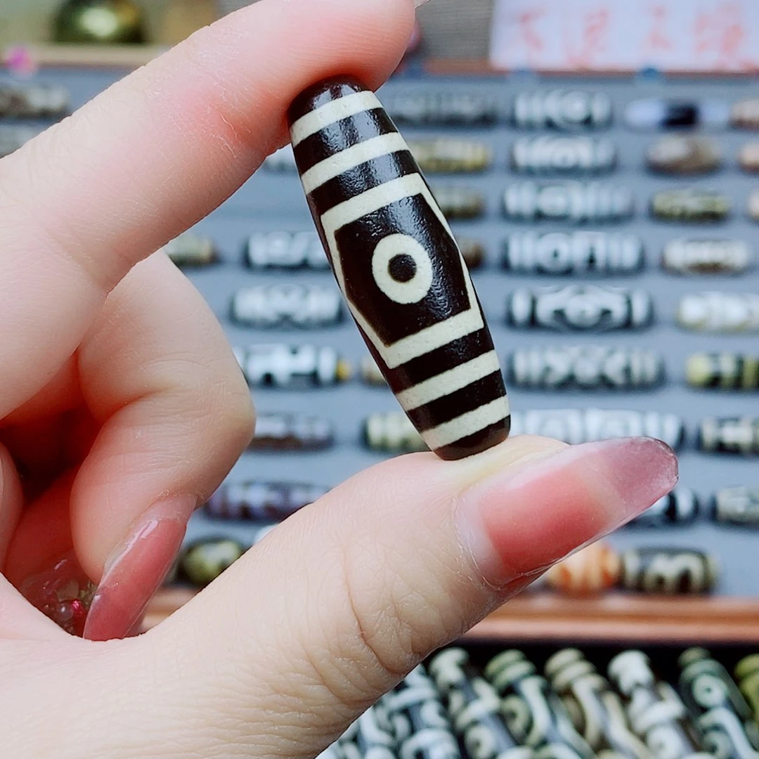 玛瑙/玉髓颈饰未镶嵌红***店