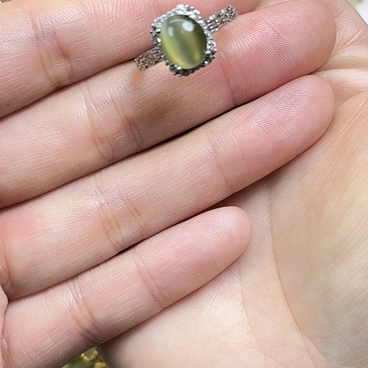 幸***鹅和田玉银S925镶嵌耳饰