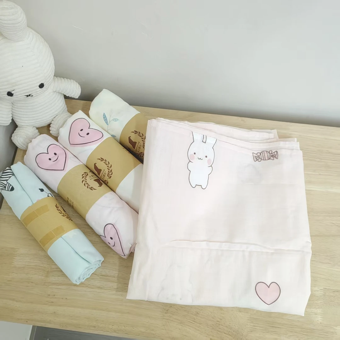 6831新款卡通印花包巾110cm*120cm（花型随意）