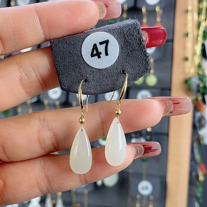 和田玉耳饰18K金镶嵌