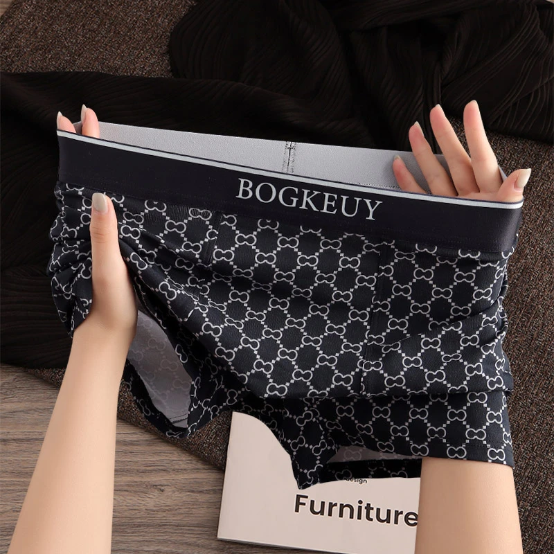 男士内裤男生新款轻奢棉质平角裤男款舒适透气短裤青年四角底裤头