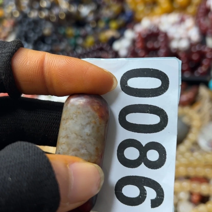 未镶嵌和田玉（糖玉）手链满*