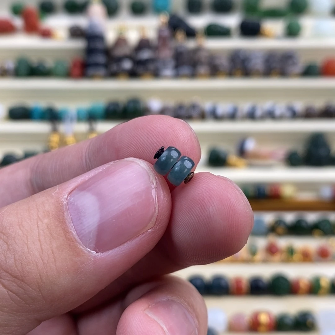 翡翠颈饰未镶嵌隔珠