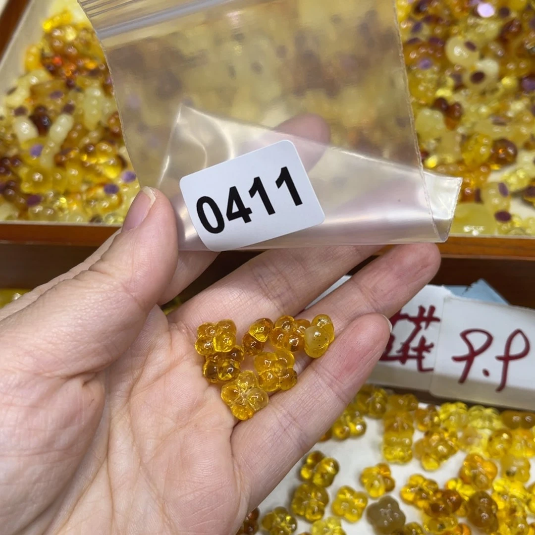 琥珀珠宝奇石未镶嵌