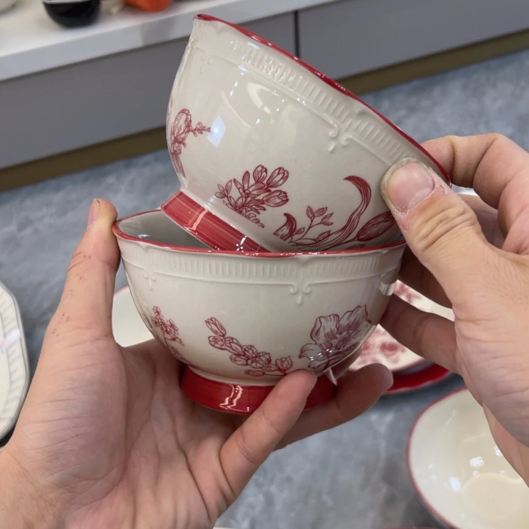 陶瓷微瑕餐具介意勿拍，满18飞！