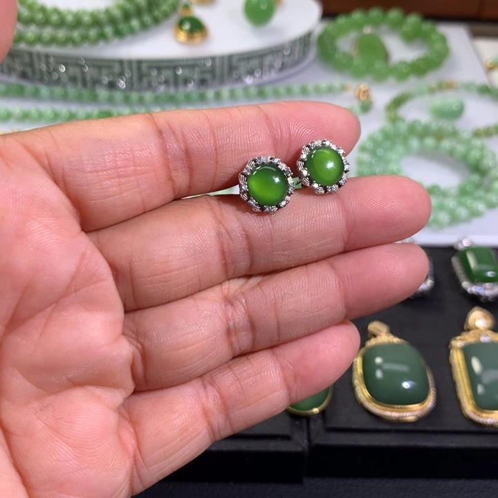 和田玉银S925镶嵌耳饰