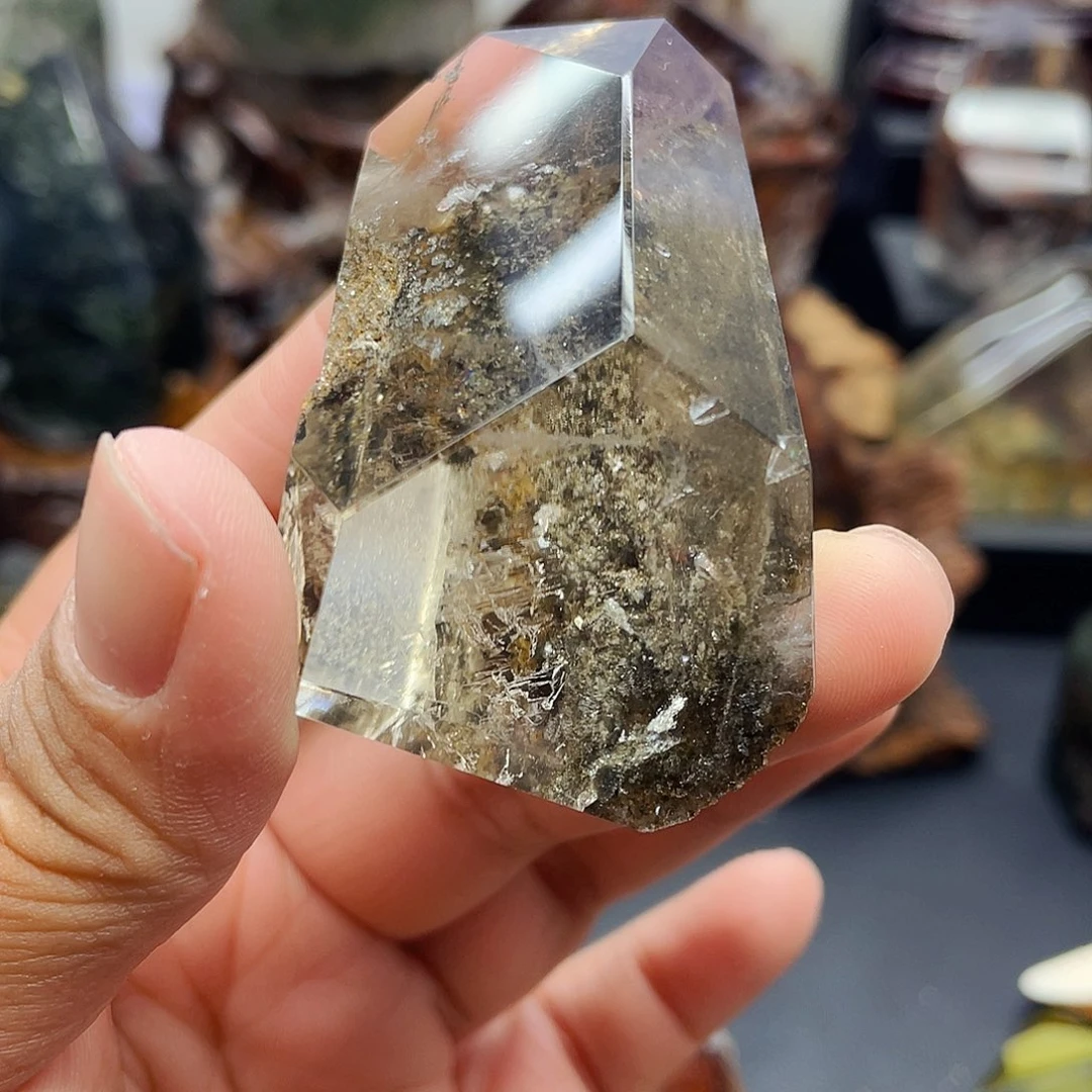 未镶嵌水晶大型摆件（非配饰）