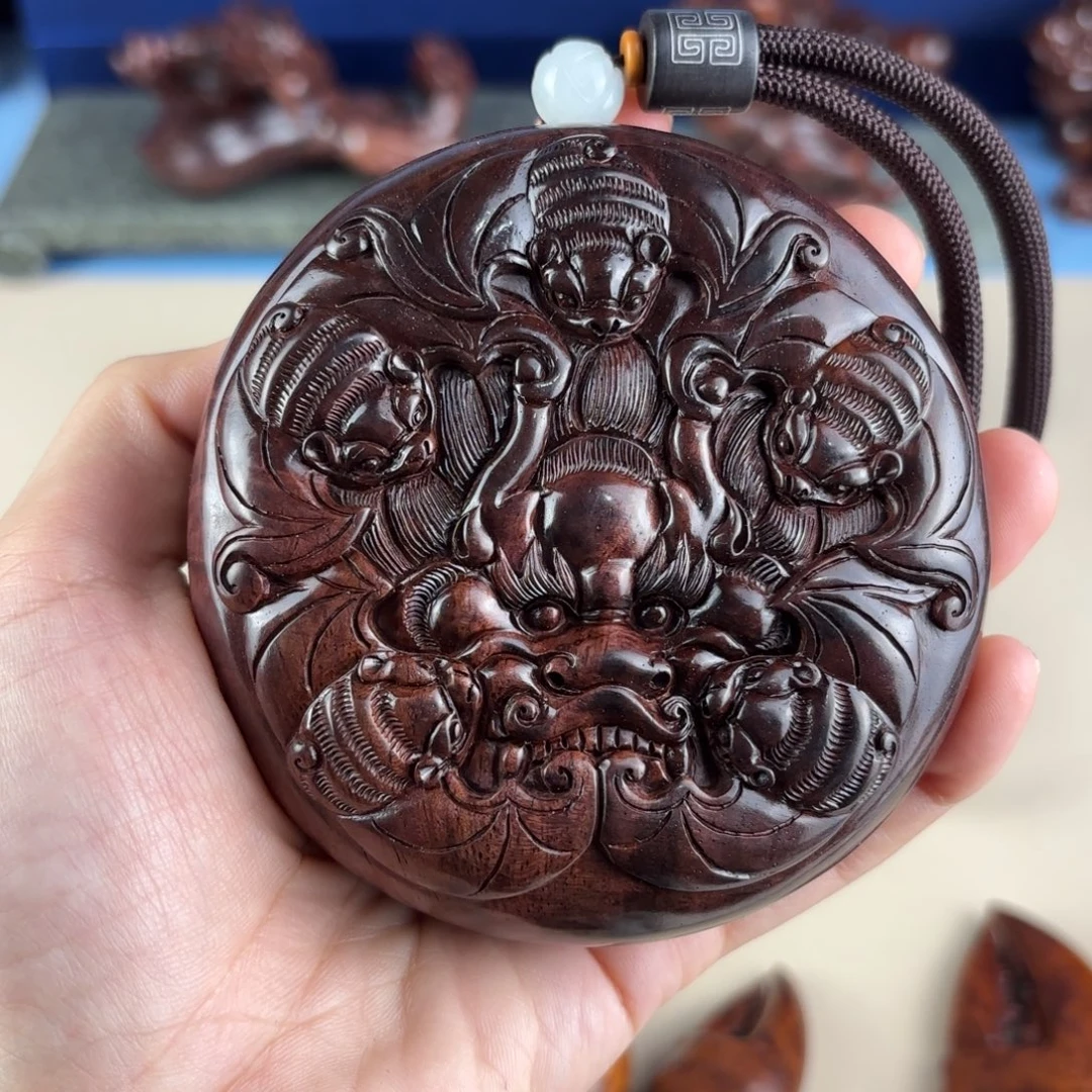 黄花梨/降香黄檀把件