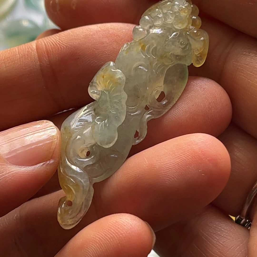 定制翡翠未镶嵌如意