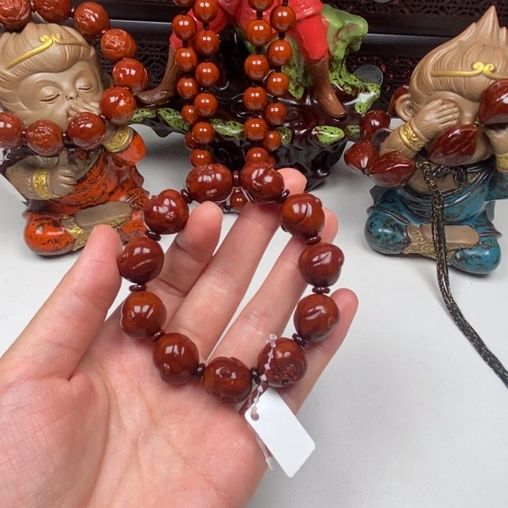 橄榄核手串快****天橄榄核手串十分开心