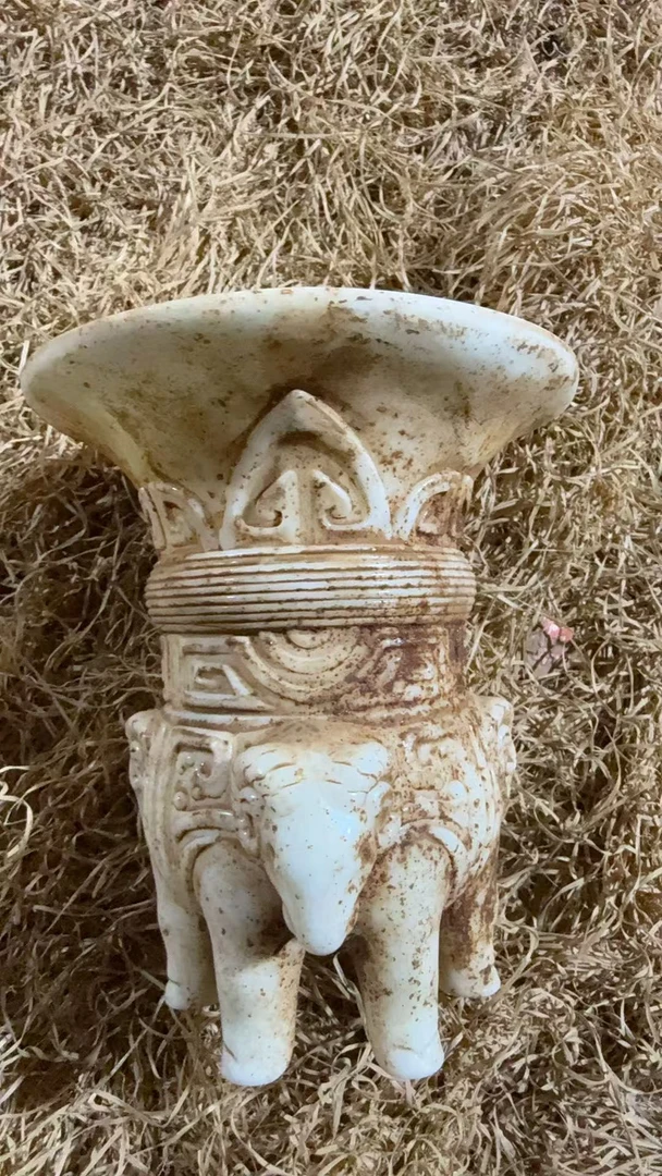 1个深色炉子摆件链接5号炉子